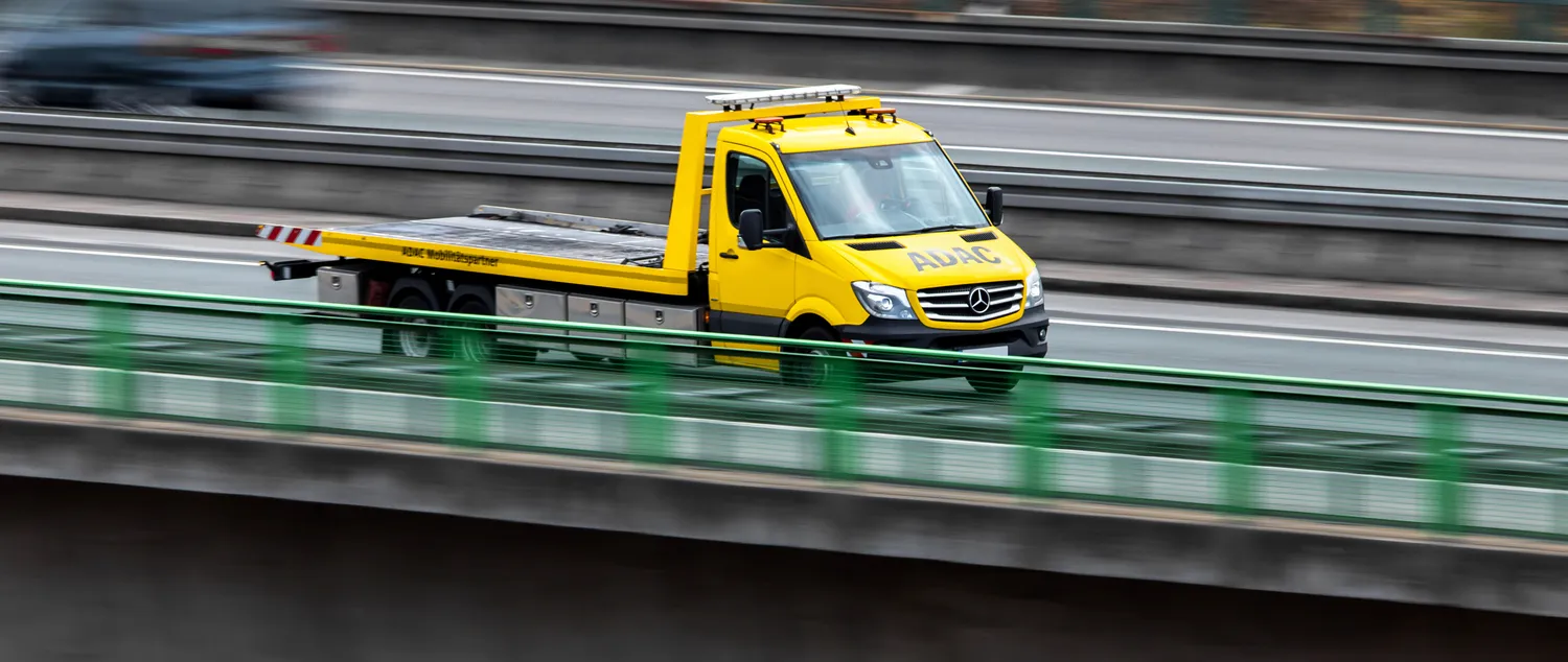 Jak zarejestrować auto na pomoc drogową?